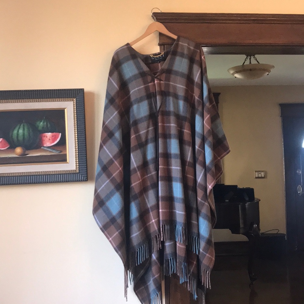GUCCI CAPE⚡️⚡️⚡️⚡️